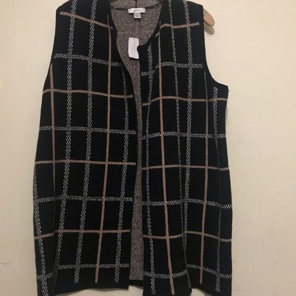 C&B open front plaid plus size sweater vest - Picture 9 of 15